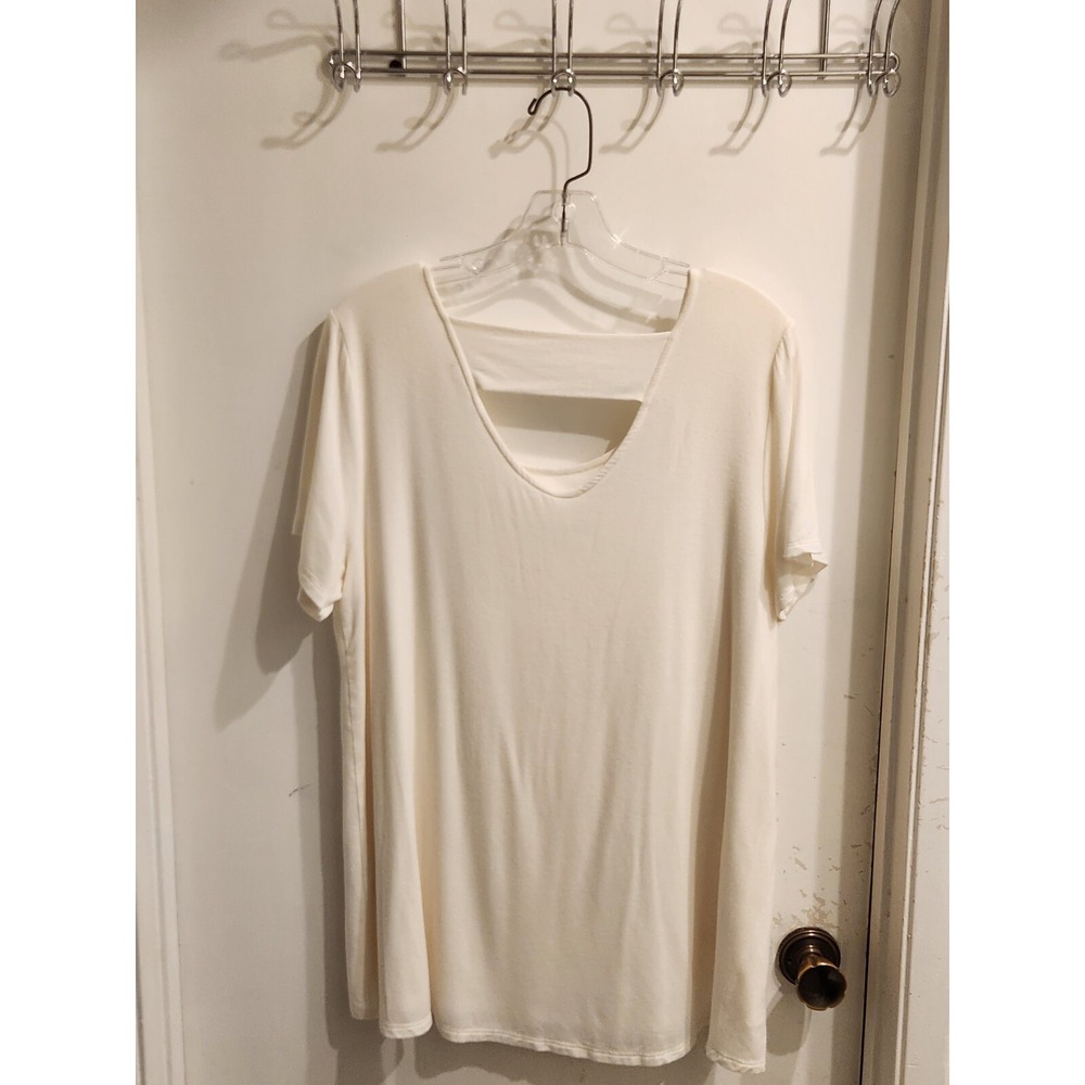 Soft Surroundings Ivory Modal Blend Cutout Back Short Sleeve Top Medium 2FF21 - Picture 3 of 7